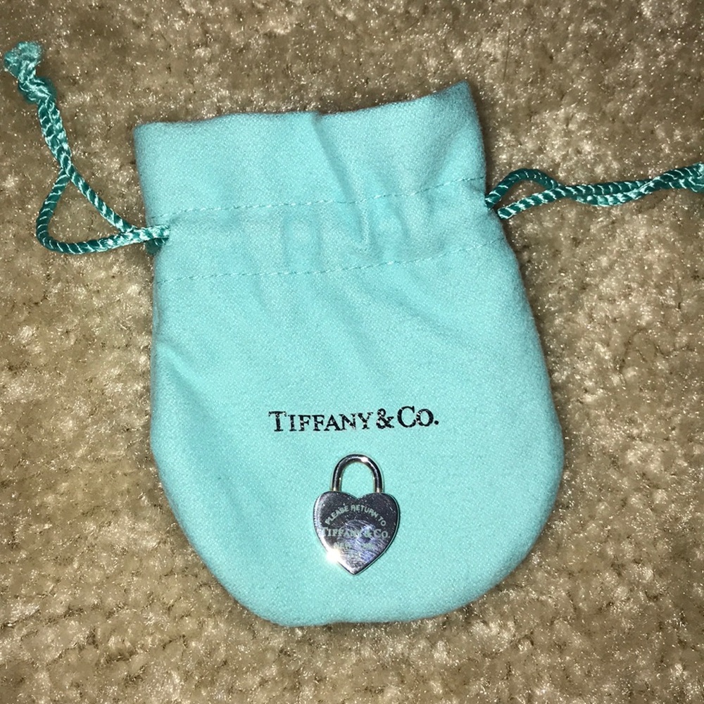 Tiffany & Co heart pendant